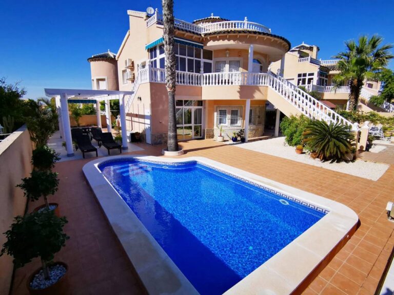 Villas to Buy in Spain | Coastal & Inland Spanish Properties for Sale