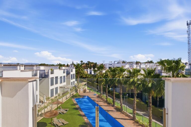 Mediterranean Villa Near Costa Blanca Golf Courses and the Sea