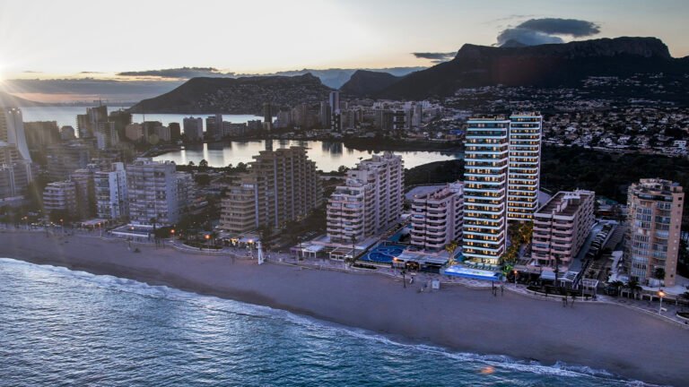 Sun, Space & Sea: Your New 2 Bedroom Apartment in Calpe